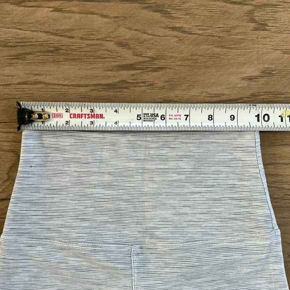 EUC Lululemon Align Crop *21" Wee Are From Space Nimbus Battleship Size 2 - Picture 5 of 11